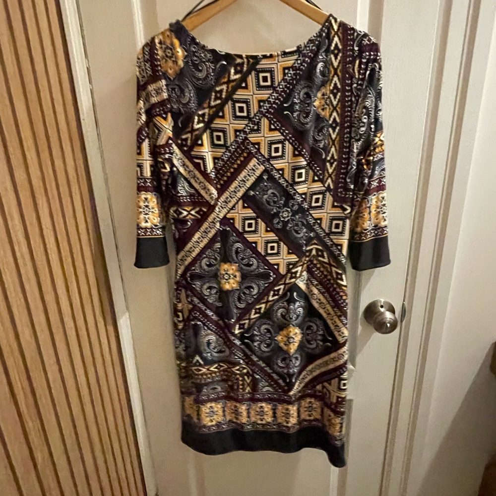 Suzy Shier Black and Gold Sheath Dress 3/4 Sleeve Crew Neck